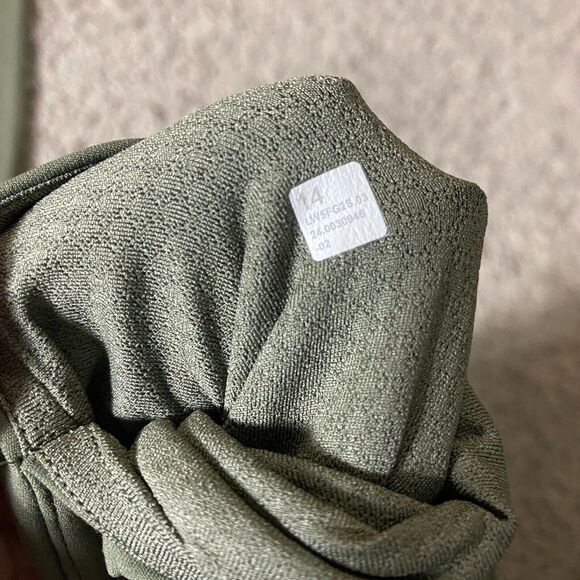 Lululemon Size 14 Groove Super High Rise Flared Pant Nulu 32.5" Army Green - Picture 3 of 7